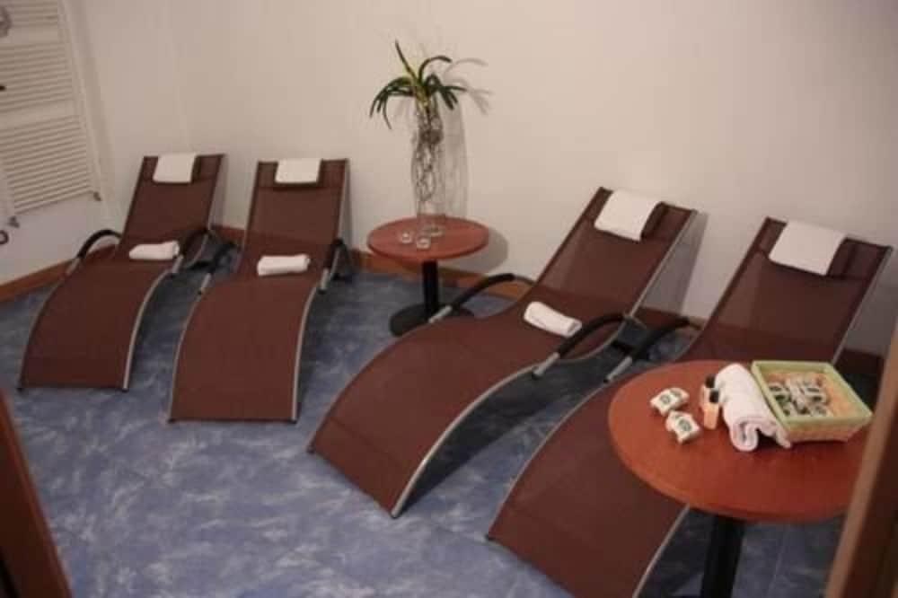 Hotel Cavour Рапало Екстериор снимка