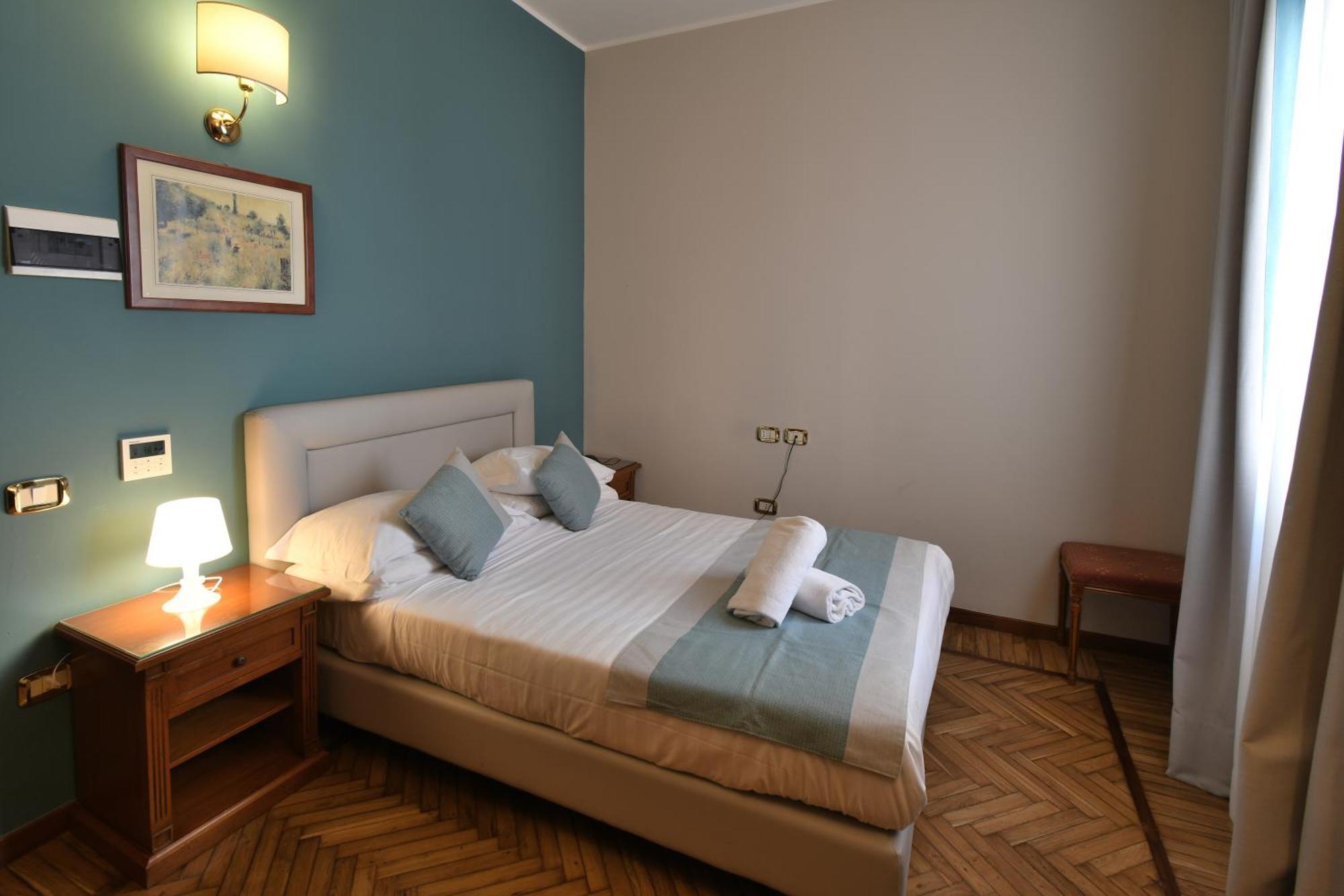 Hotel Cavour Рапало Екстериор снимка