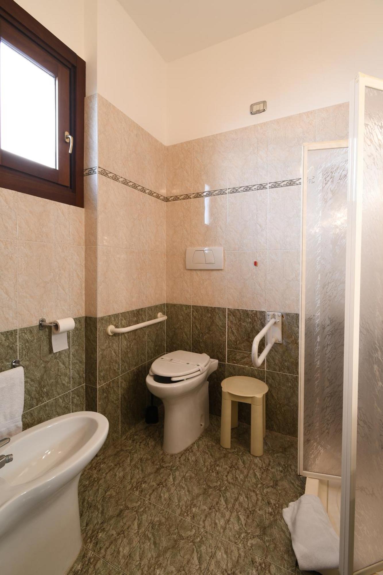 Hotel Cavour Рапало Екстериор снимка
